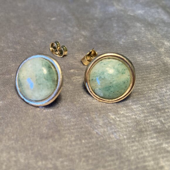 Green Stone Post Earrings-Vintage - Picture 2 of 4
